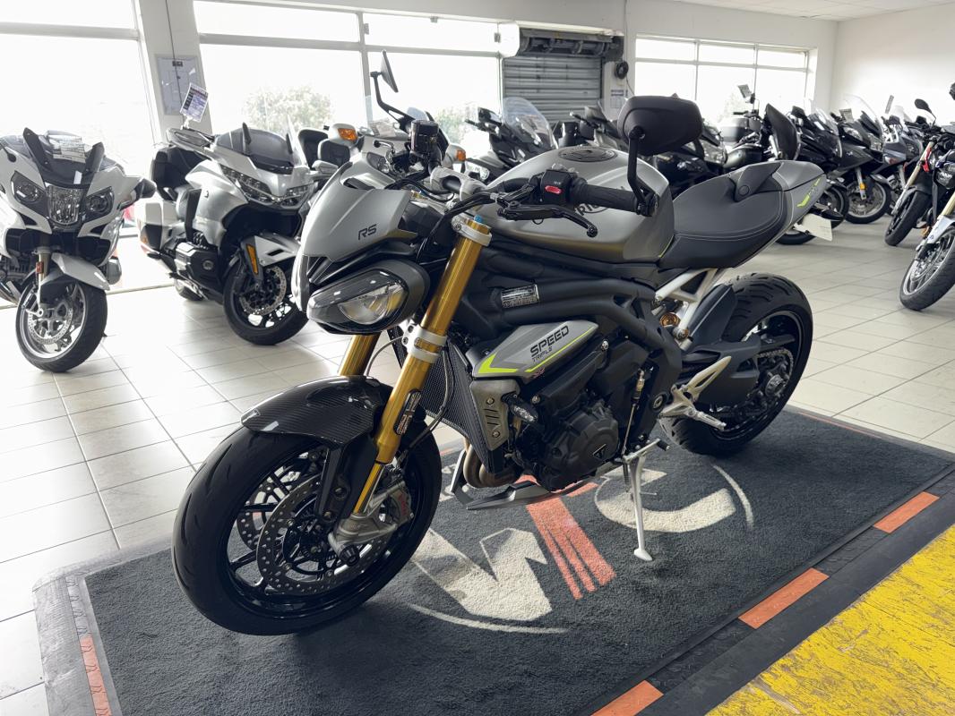 Triumph SPEED TRIPLE 1200 RS REP.ECH.POSS 11 499