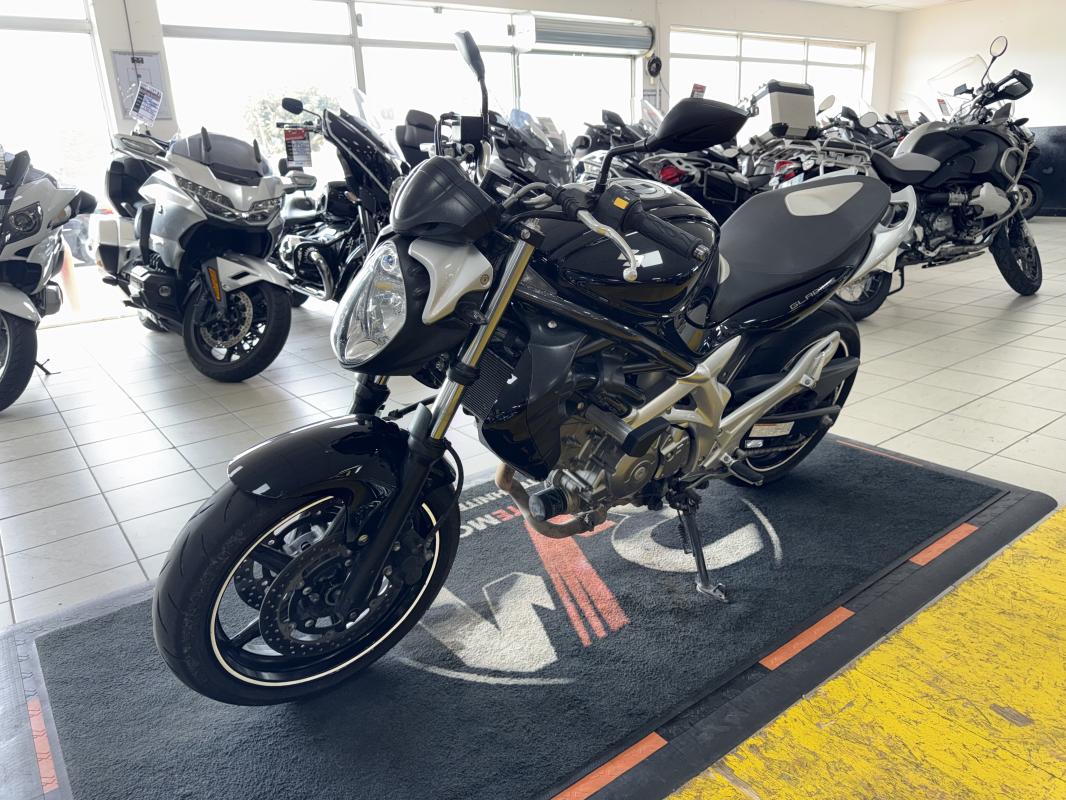 Suzuki GLADIUS 650 REP.ECH.POSS 2 399