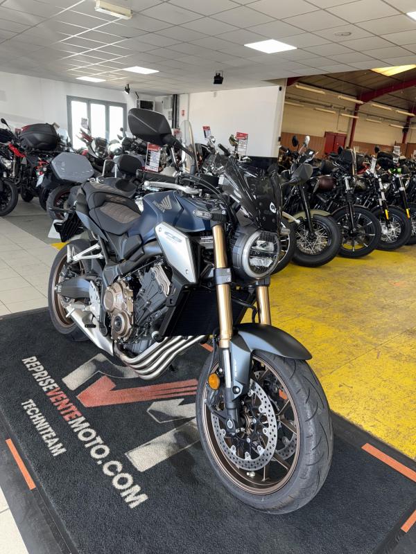 Honda CB650R REP.ECH.POSS 6 299