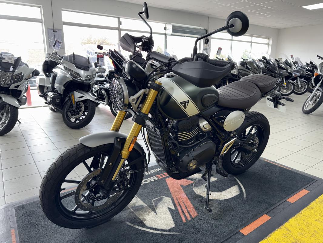 Triumph SCRAMBLER 400 REP.ECH.POSS 4 999