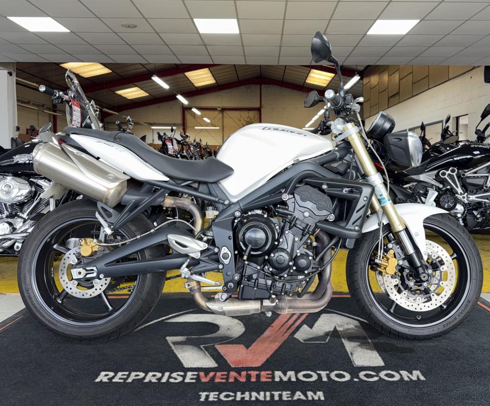 Triumph STREET TRIPLE 675 REP.ECH.POSS 4299€