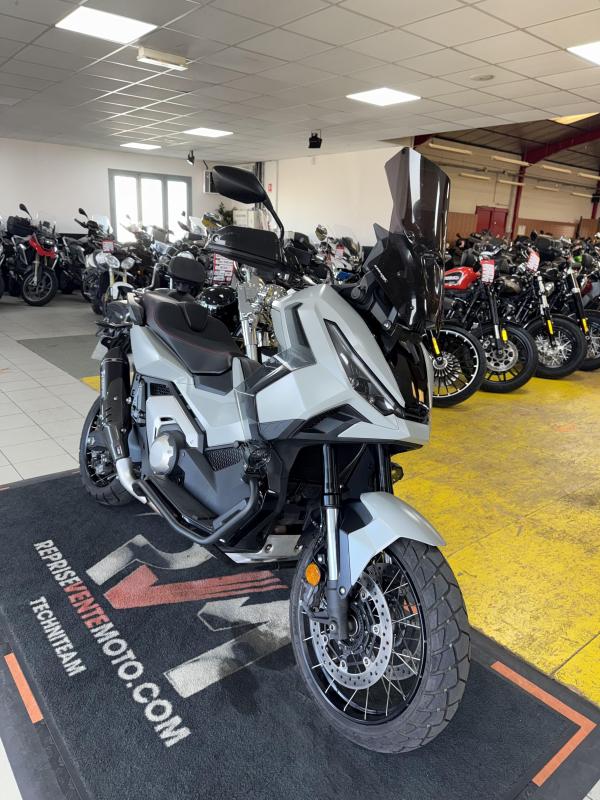 Honda XADV 750 REP.ECH.POSS 11 999