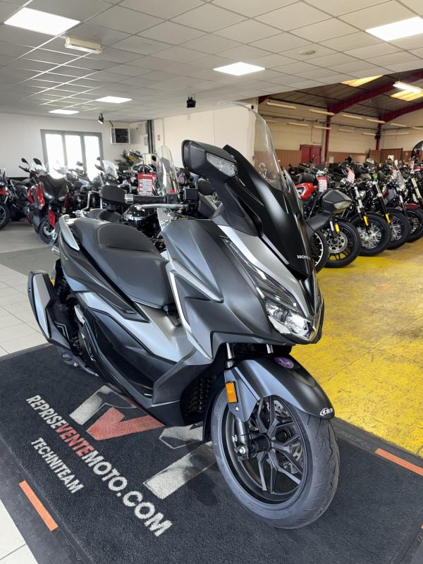 Honda 350 FORZA REP.ECH.POSS 4 299