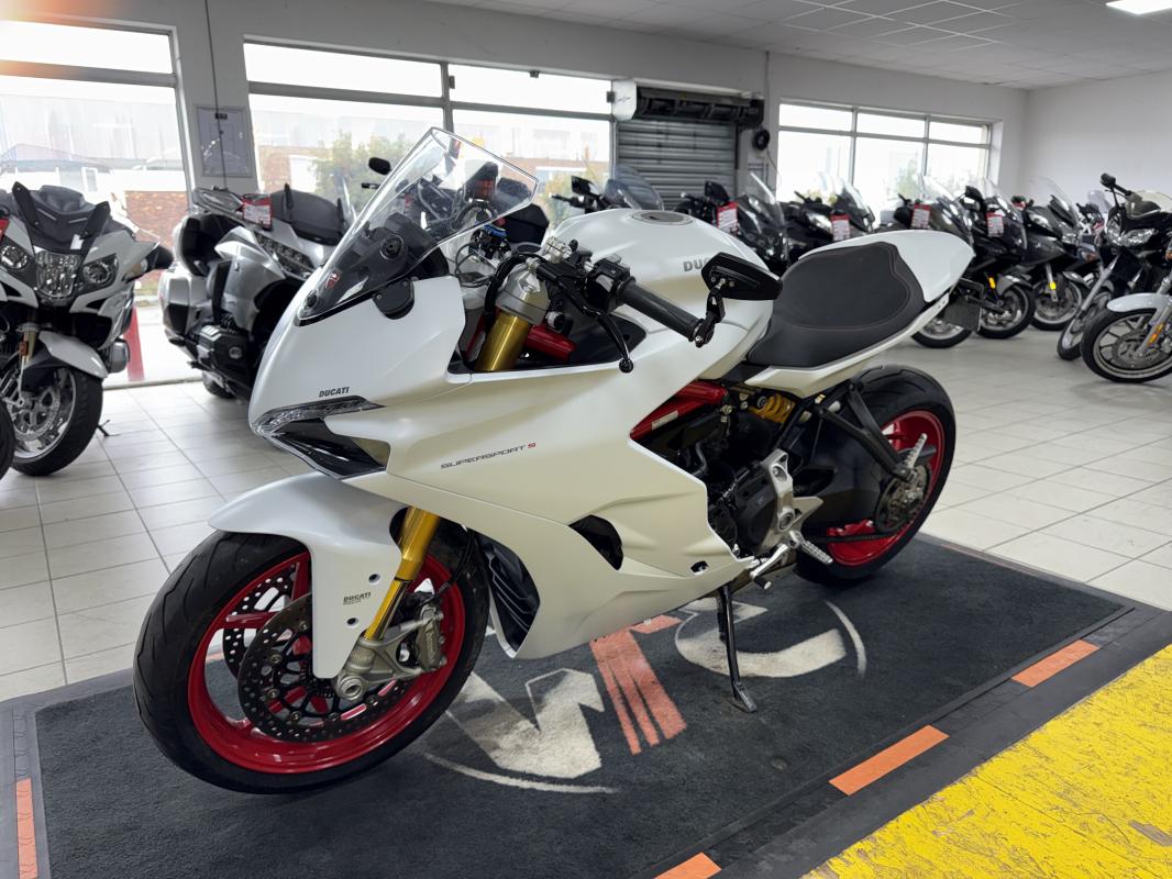 Ducati 939 SUPERSPORT S REP.ECH.POSS 7 699