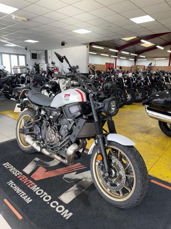 Yamaha XSR 700 REP.ECH.POSS 5 999